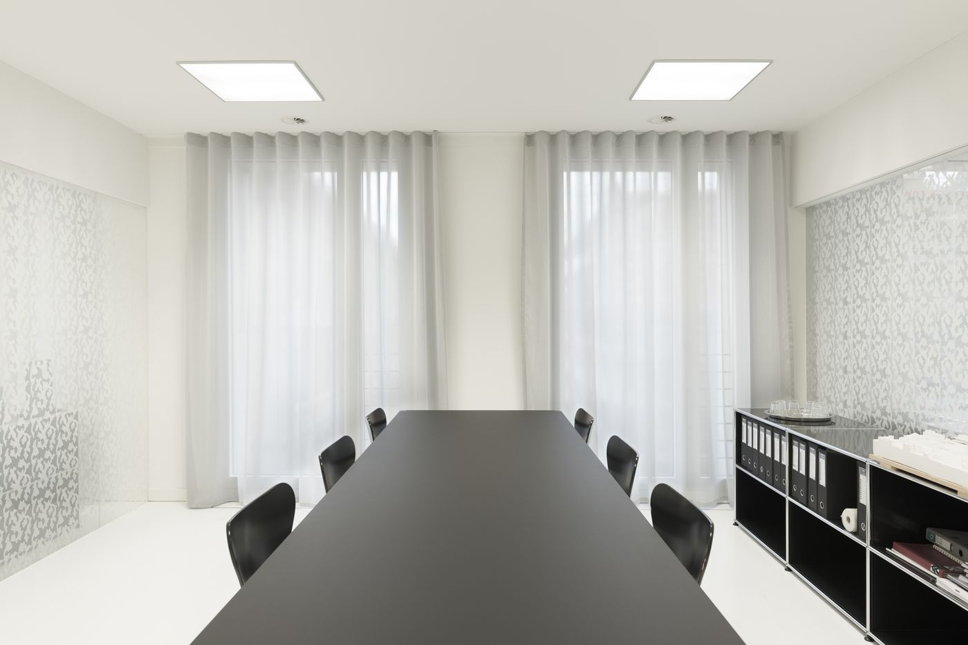 transparent translucent acoustic curtain STREAMER pro Baumschlager Eberle St. Gallen